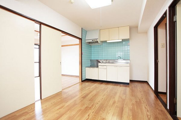 フジマリンハイツ リビング