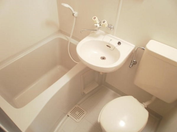 CR16ビル 風呂画像