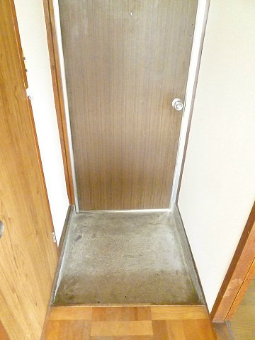 岡村荘（下末吉） 玄関