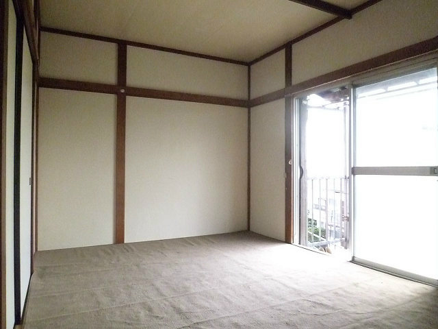 岡村荘（下末吉） リビング