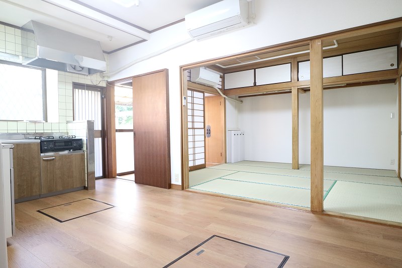 汐入ハウス リビング