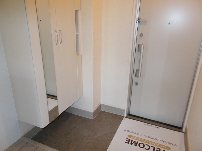 SIGNATURE05片倉レジデンス 玄関