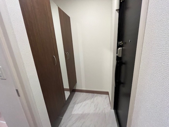 ルリアン西寺尾Ⅰ 玄関