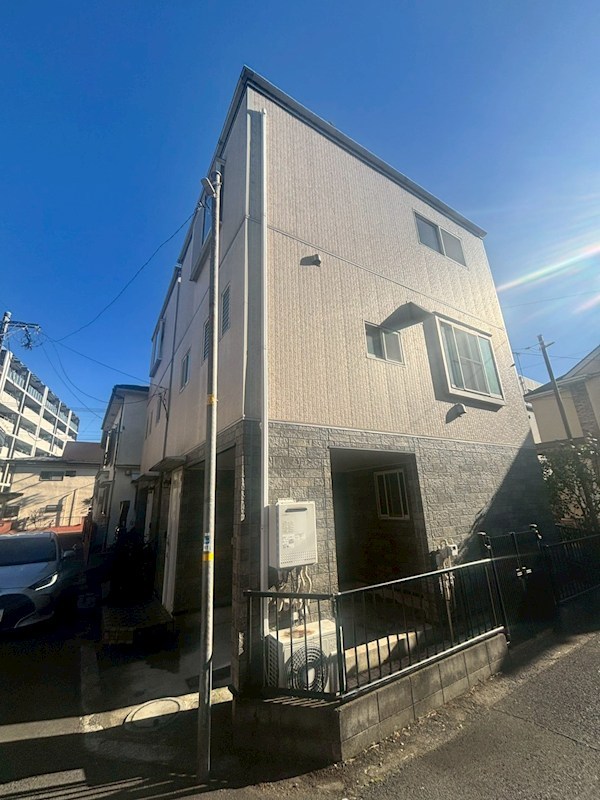 新吉田東戸建て貸家 外観