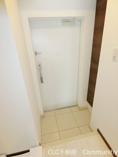 GENOVIA南行徳skygarden 玄関