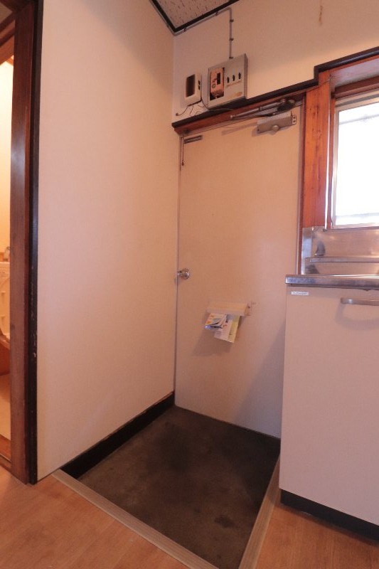 第2峯崎ハイツ   玄関