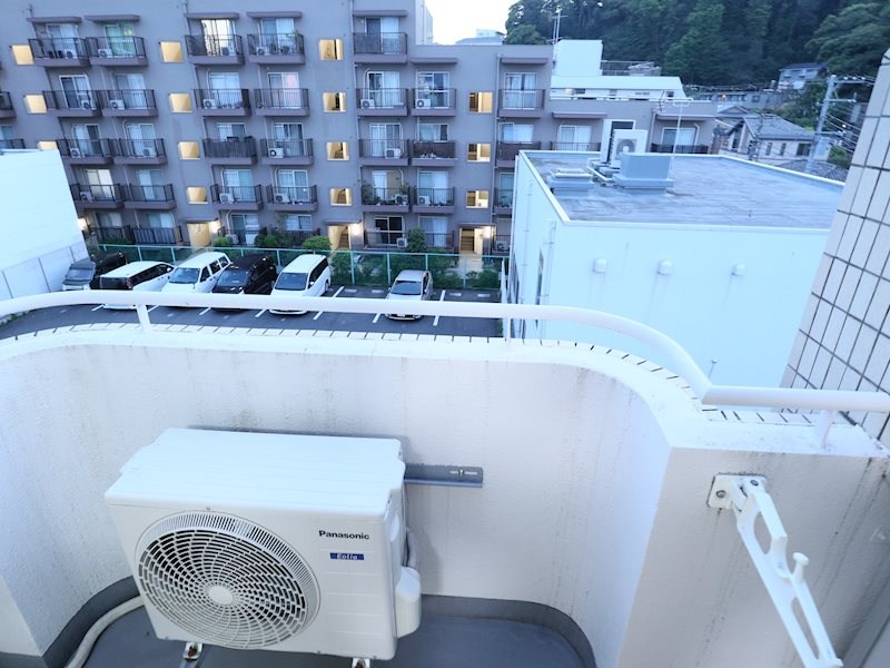 ライオンズステーションプラザ杉田 ベランダ