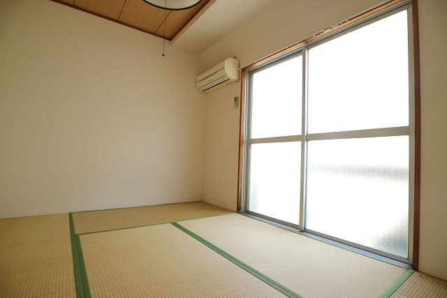 メゾンアサヒ  ベッドルーム