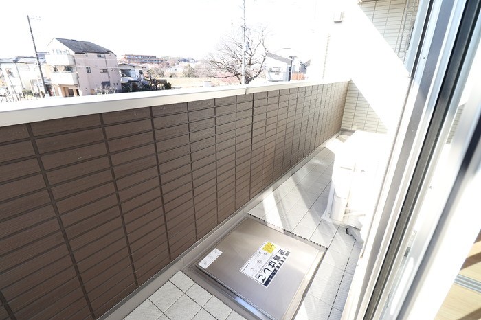 アベニール大倉山 ベランダ