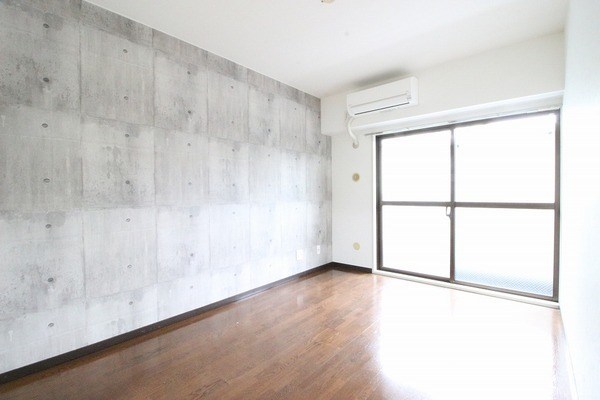 LAZ KONANDAI ベッドルーム