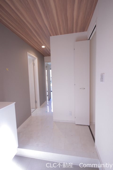 マイホームネクスト行徳Ⅲ 玄関