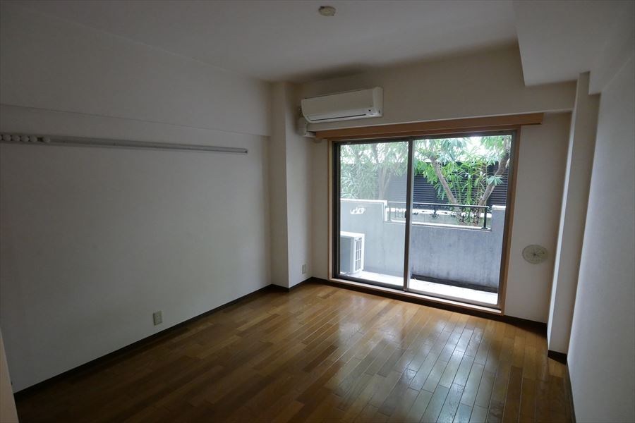 エクセルシオール リビング