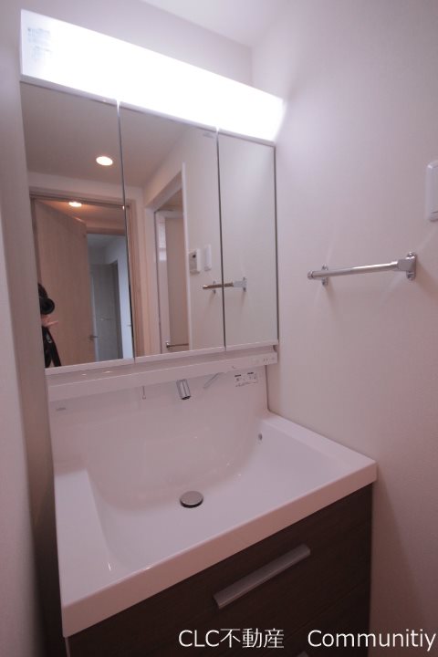 Theios filia（テイオス　フィリア） その他1