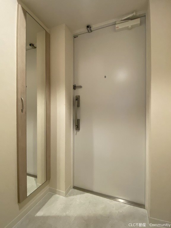 ROOTs Gyotoku 玄関