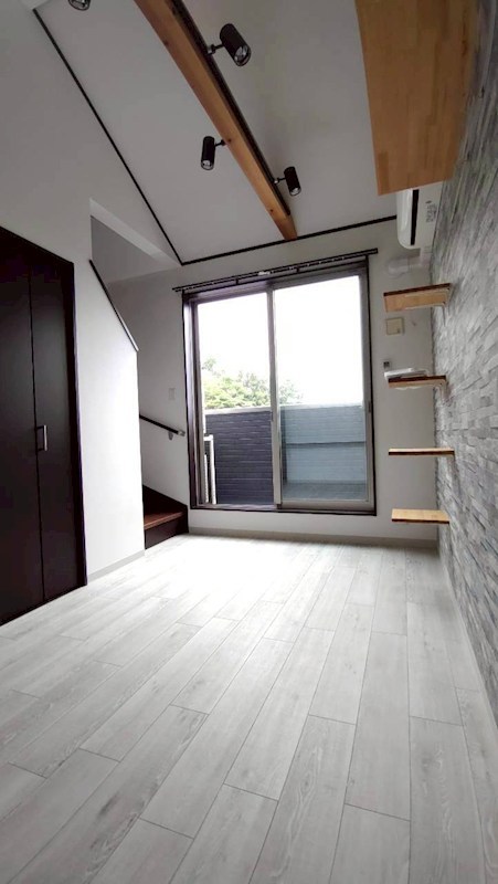 ルストーレ能見台 リビング