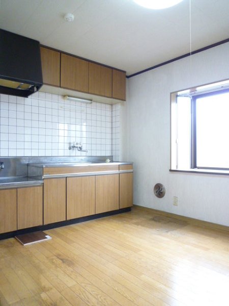 ガーデンアイリス リビング