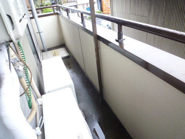 ガーデンアイリス ベランダ