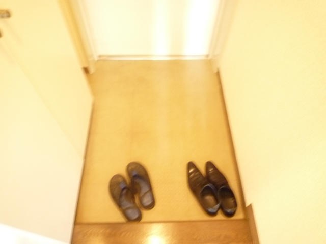 アートガレリア   玄関