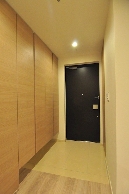 Ｄマークス西新宿タワー 玄関