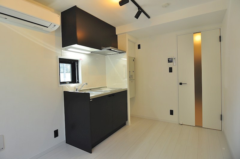 レピュア磯子駅前レジデンス リビング