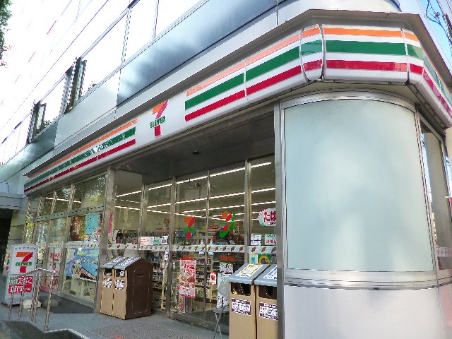 千葉県船橋市湊町１丁目 コンビニ