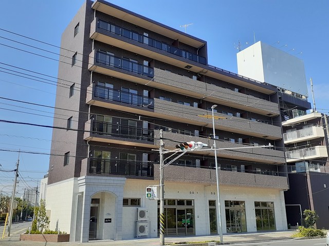 ラ　メッゾ 303号室 外観