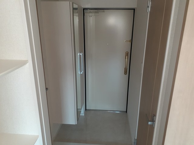 ラ　メッゾ 玄関