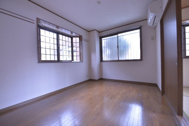 サウスコートⅡ  ベッドルーム