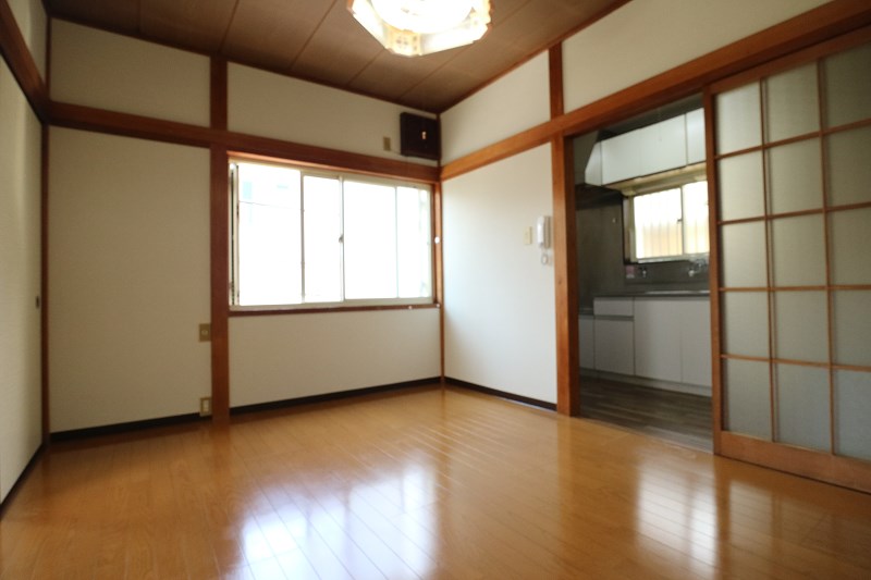 ユーハイム リビング