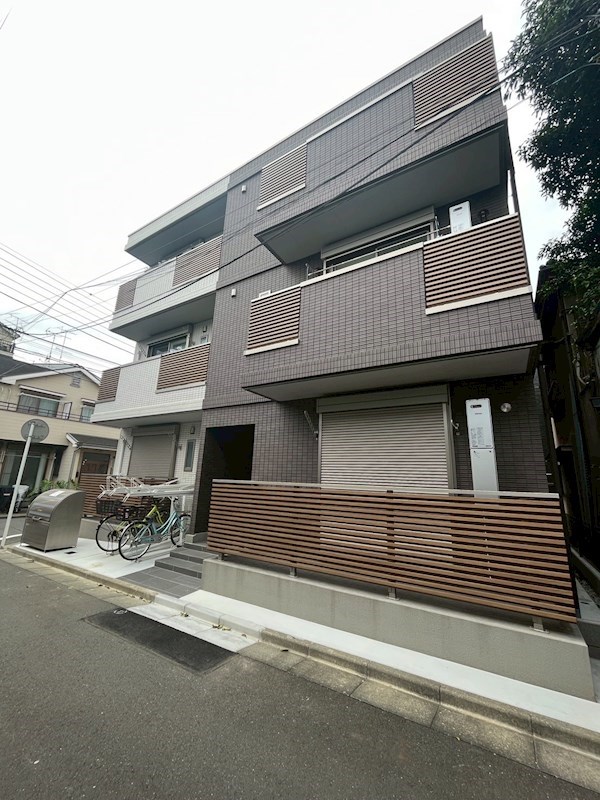 雫邸 201号室 外観