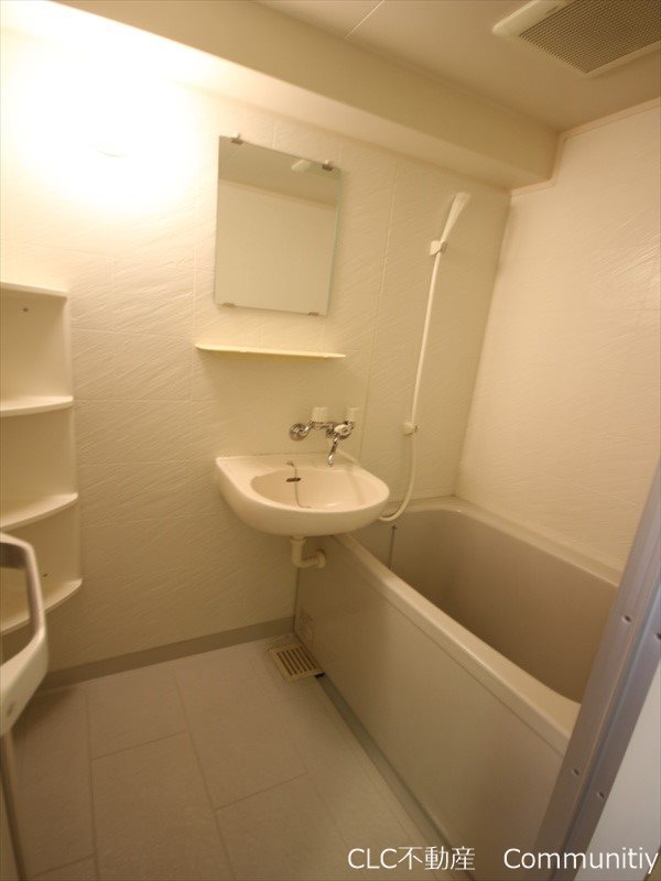 ザ・レジデンス行徳Ⅲ 風呂画像