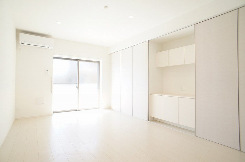 リブリ・ELPIS MORI リビング