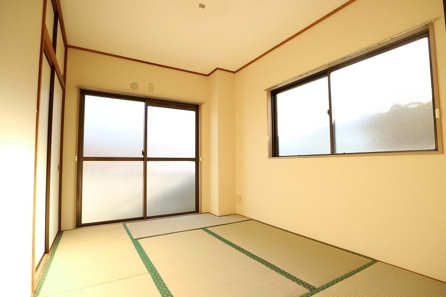 コンフォールナカトミ ベッドルーム