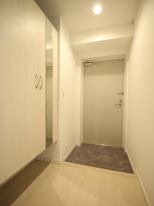 クレアガーデン 玄関