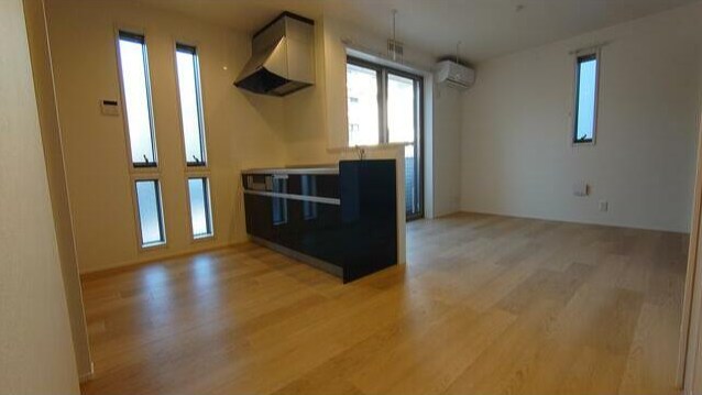 根岸西町フラット リビング