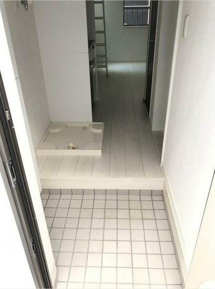 プラウドメゾン上大岡 玄関