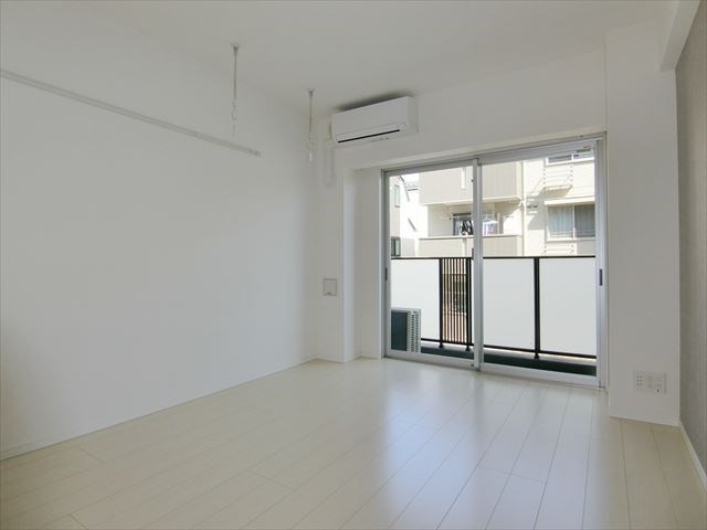 S-FORT行徳（旧サムティレジデンス行徳） リビング