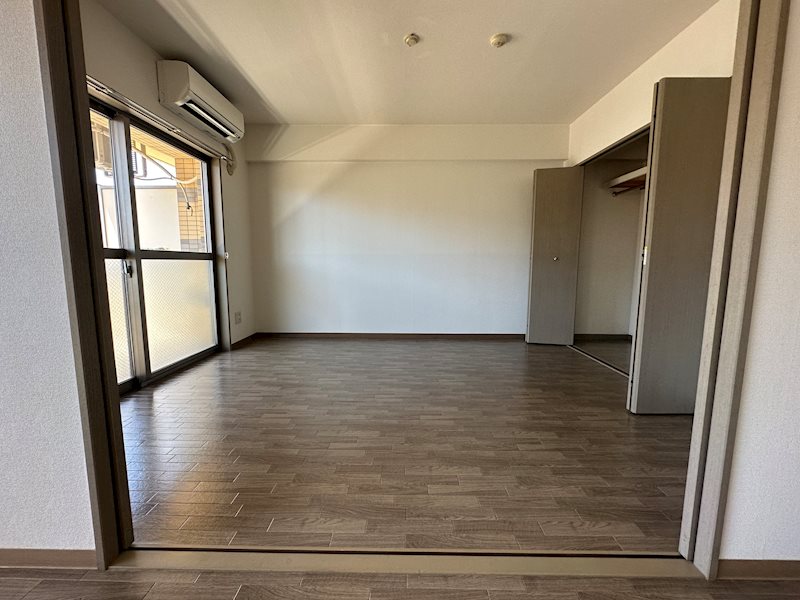 エマーレ新川崎 ベッドルーム