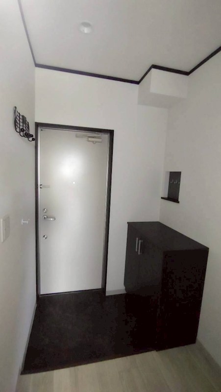 ルストーレ能見台 玄関