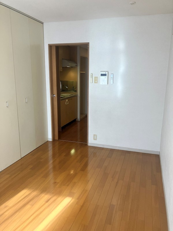 ベルヴィ能見台B棟 ベッドルーム