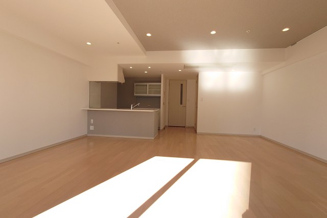 パシフィックロイヤルコートみなとみらいアーバンタワー リビング