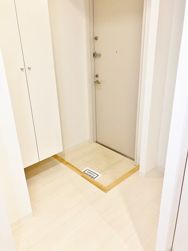 GARDEN PLANTS 玄関