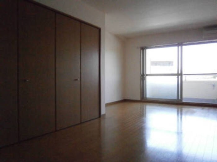 カラット中川 リビング