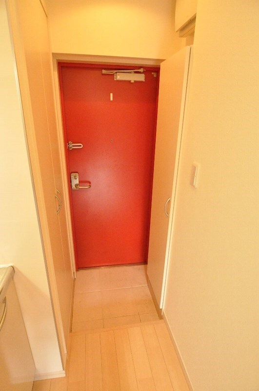 ラグーン舞浜 玄関