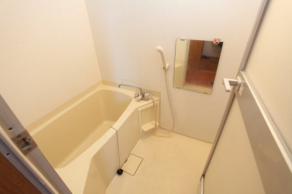 ゴールドベル新川崎 風呂画像