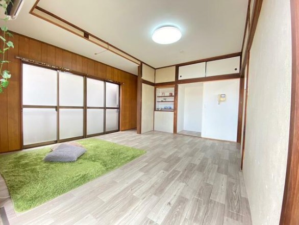 アルファ横浜 リビング