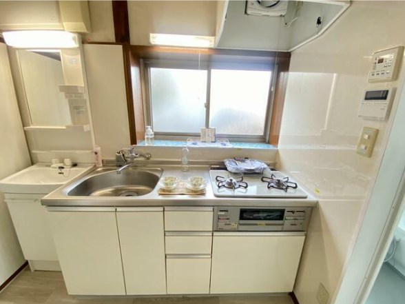 アルファ横浜 キッチン