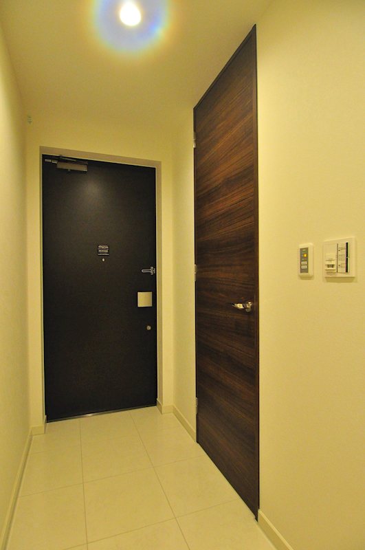 Ｄマークス西新宿タワー 玄関