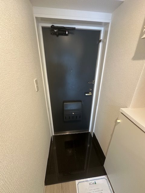 ユタカローズガーデン 玄関