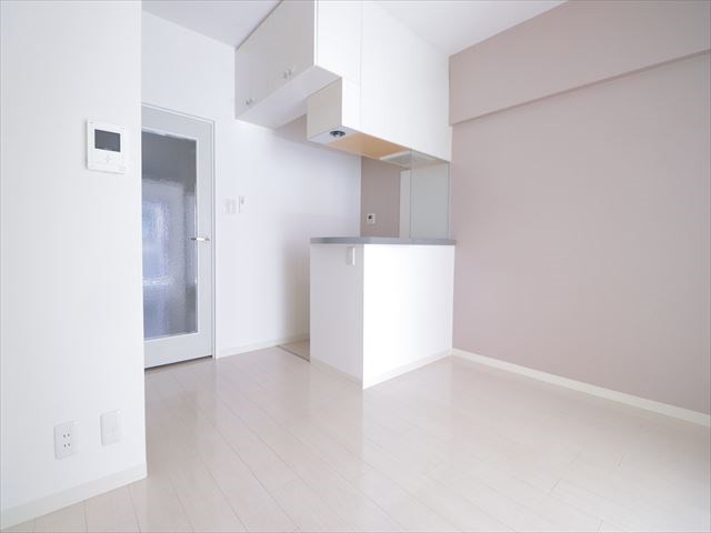 ユタカローズガーデン リビング